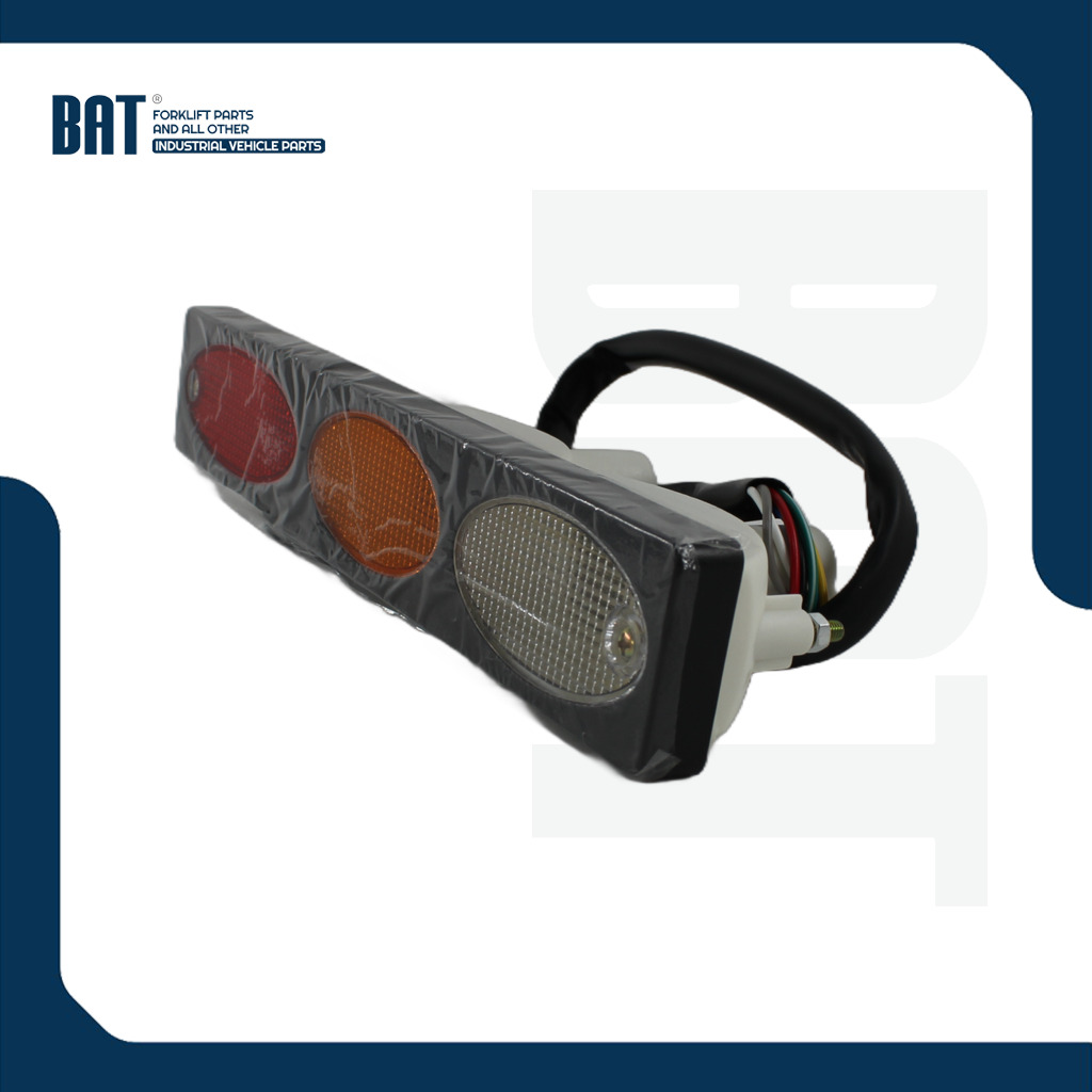 OEM&ALT Quality Forklift Spare Parts Rear Light Unicarrier 26550GA10A (Electric Diesel)